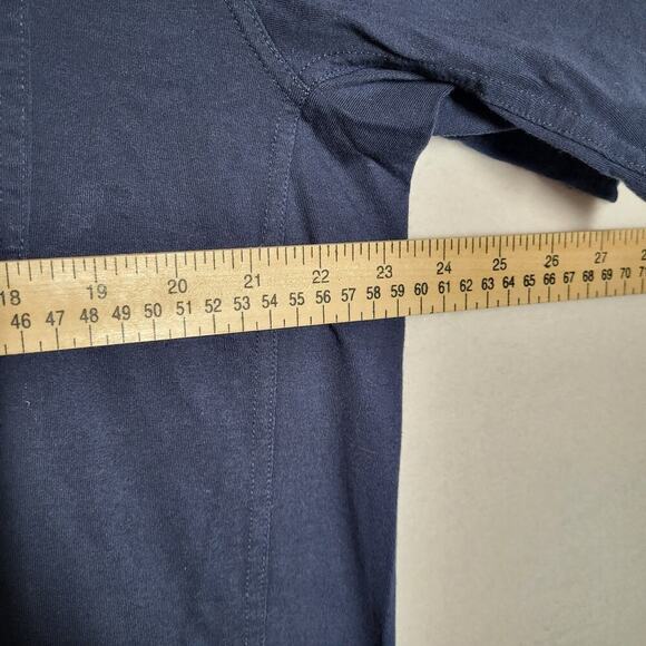 Duluth Trading Co Polo Shirt Men's M Blue Chambray Gusset Arms No Pocket Comfort - Picture 10 of 11